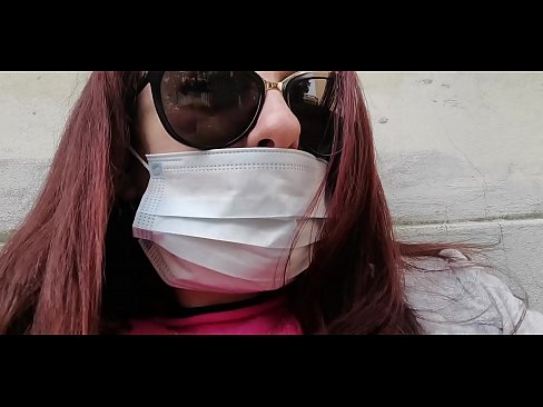 ❤️ Nicoletta se răzbună pe vecinul ei și face pipi în garajul lui (Special Covid19 Carantină italiană) at ro.raceporn.ru ❌