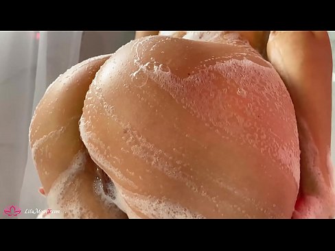 ❤️ Bruneta își masturbează păsărica cu un vibrator până la orgasm intens în duș at ro.raceporn.ru ❌