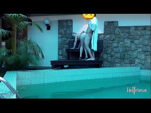 ❤️ Șeful o invită pe menajeră la piscină, dar nu a putut rezista la o partidă fierbinte at ro.raceporn.ru ❌