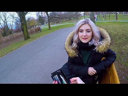 ❤️ Înghite sperma fierbinte a unui străin pentru bani - muie în parc de Eva Elfie at ro.raceporn.ru ❌